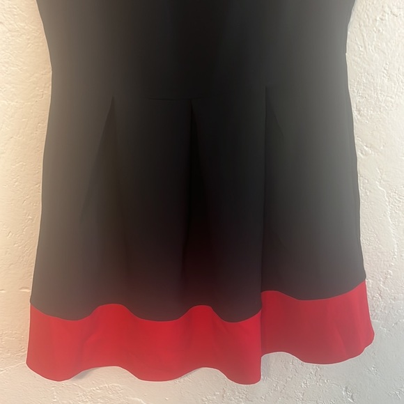 Sleeveless color block dress - Picture 3 of 7